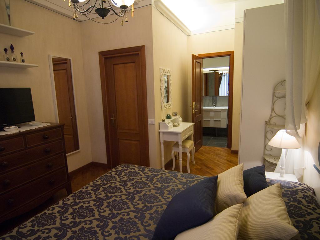 B&B Les Suites Roma Phòng bức ảnh