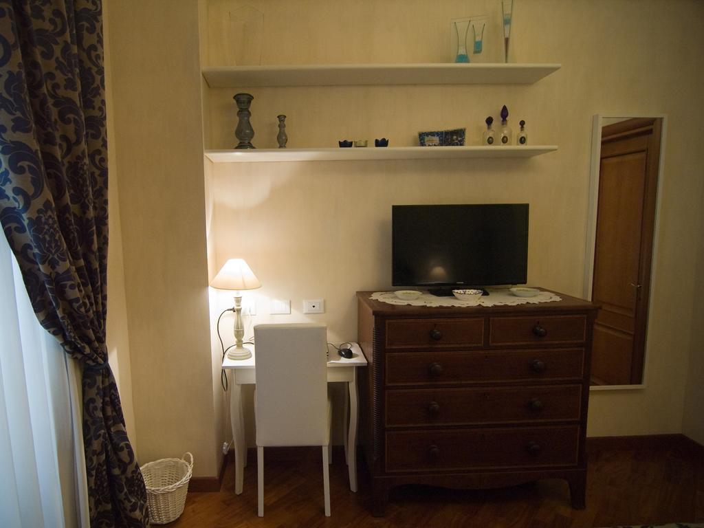 B&B Les Suites Roma Phòng bức ảnh